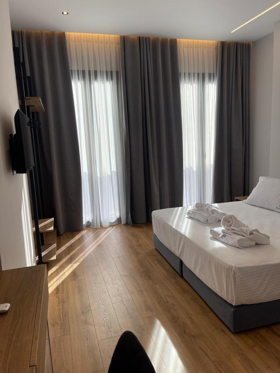 Dia Mare Deluxe Aparthotel Vlore Luaran gambar